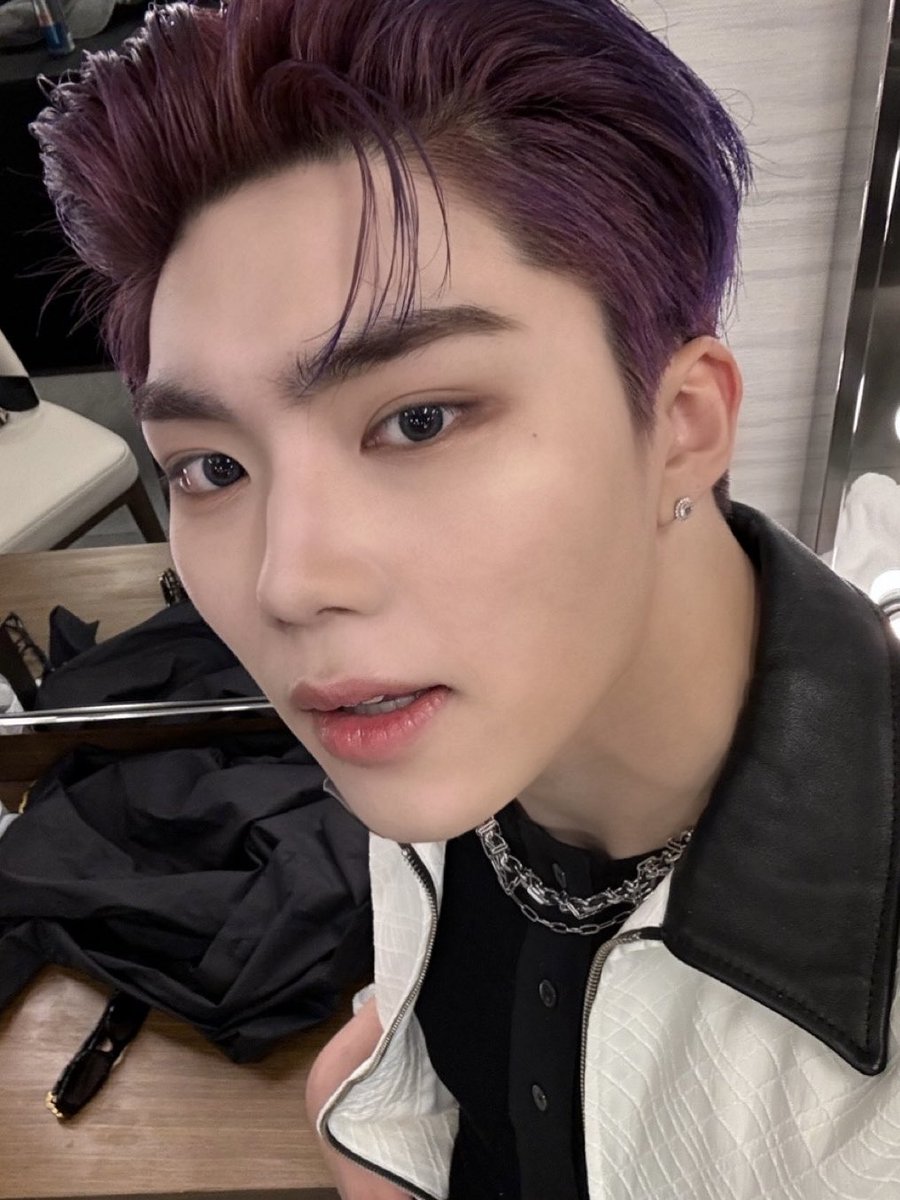 ZB1_official's tweet image. _💌

TMEA에서 너무너무 즐거운 시간이었어요 제로즈 여러분들의 응원 속에서 오랜만에 무대여서 너무 신났답니다 제로베이스원의 다양한 남은 무대들도 기대 많이 해주세요 워아이니 ❤️

#PARKGUNWOOK #박건욱
#ZEROBASEONE #ZB1 #제로베이스원