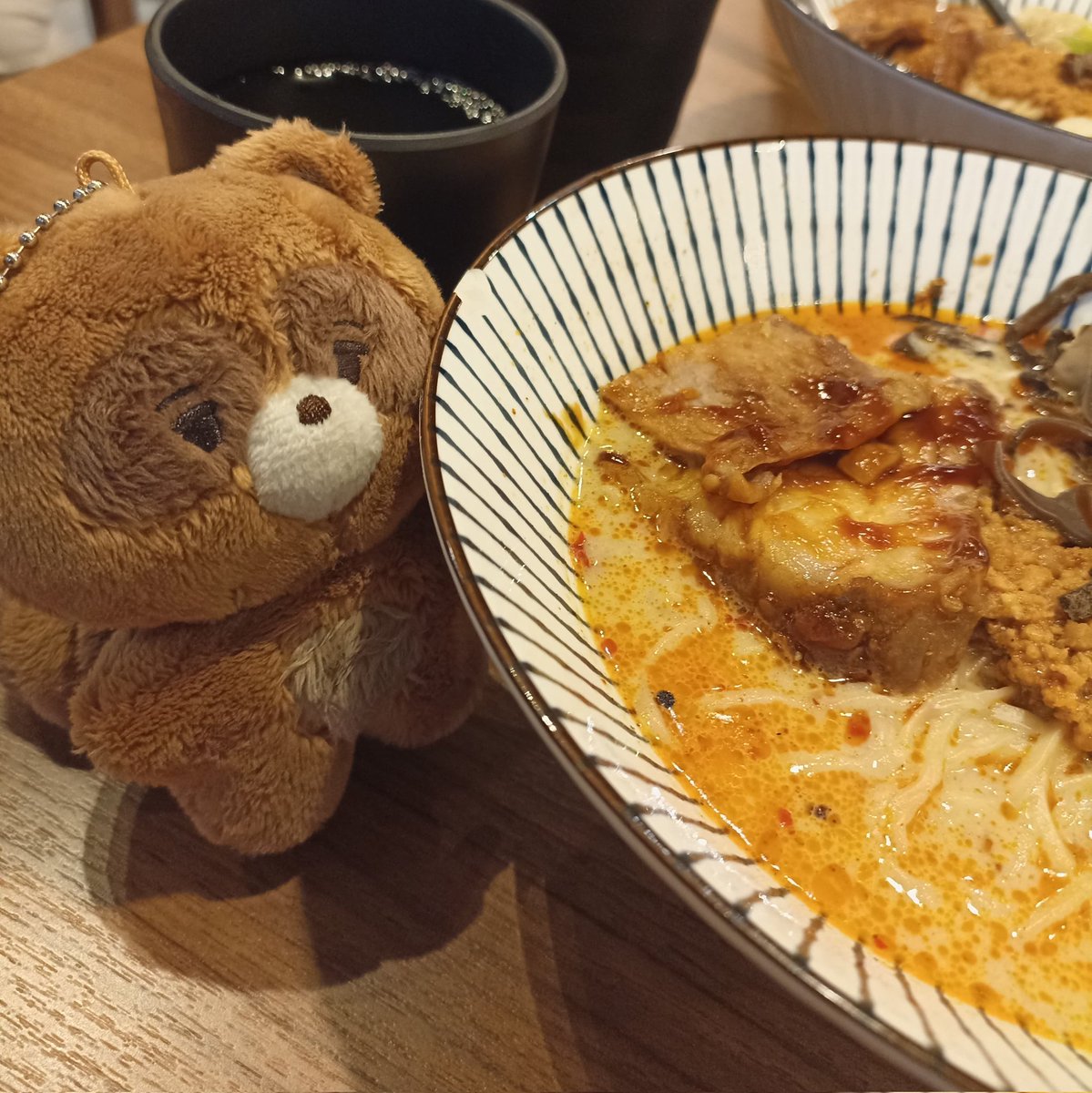 saniakgae's tweet image. (telat) merayakan hari ulang tahun suamiku si ucing item ft anakku dan sunwoo si joguri yg minta emih &amp;lt;3 #adil #rukun