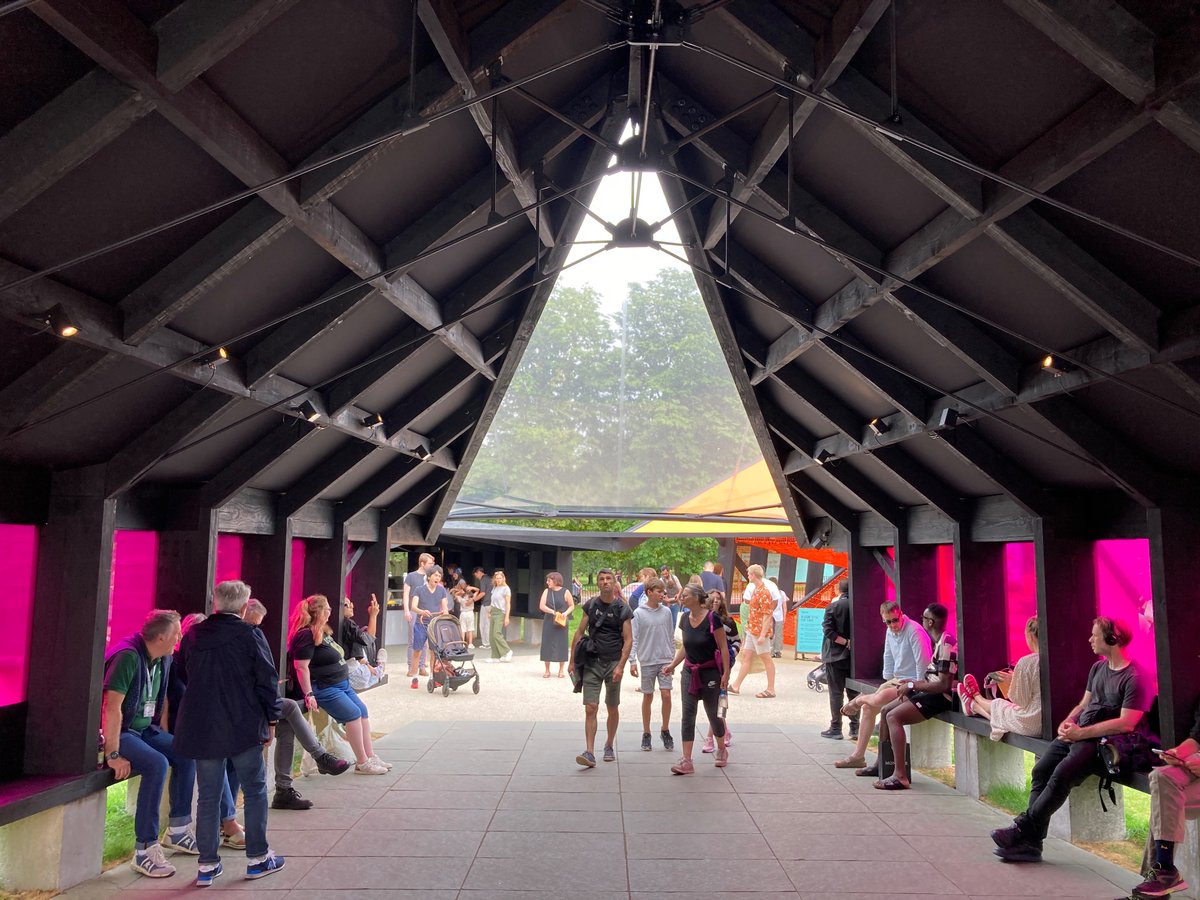 frankeys001's tweet photo. Cycled to Hyde Park then remembered @SerpentineUK pavilion has landed. Colourful and calming space https://t.co/9t8cSEsoek