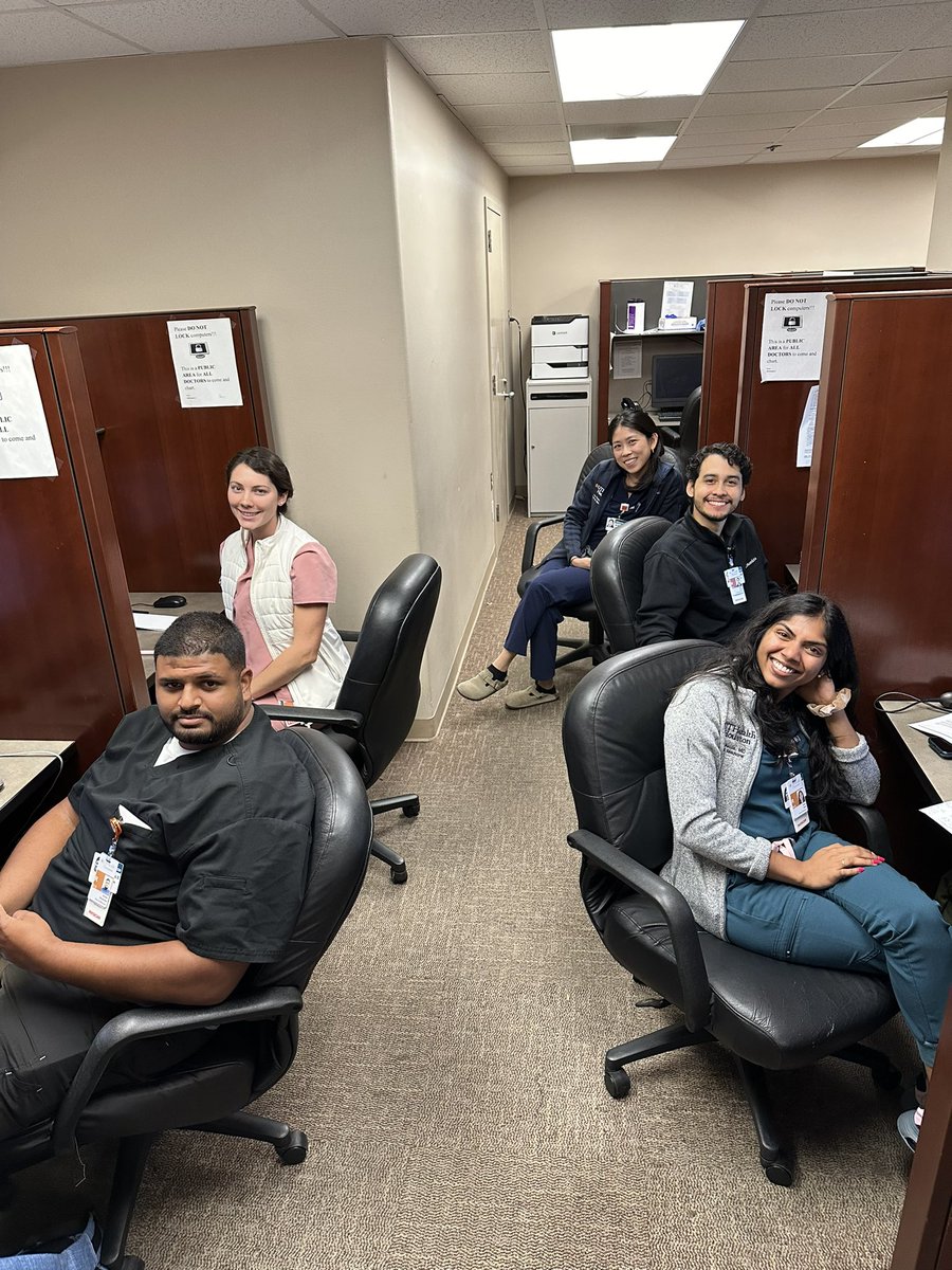 UTHimres's tweet image. We had a busy week! We’re so thankful to have some of the best residents around who are always ready to learn, teach, and hang together. 🫶🏼

Enjoy the weekend! 🚴🏻🧘‍♂️🎫