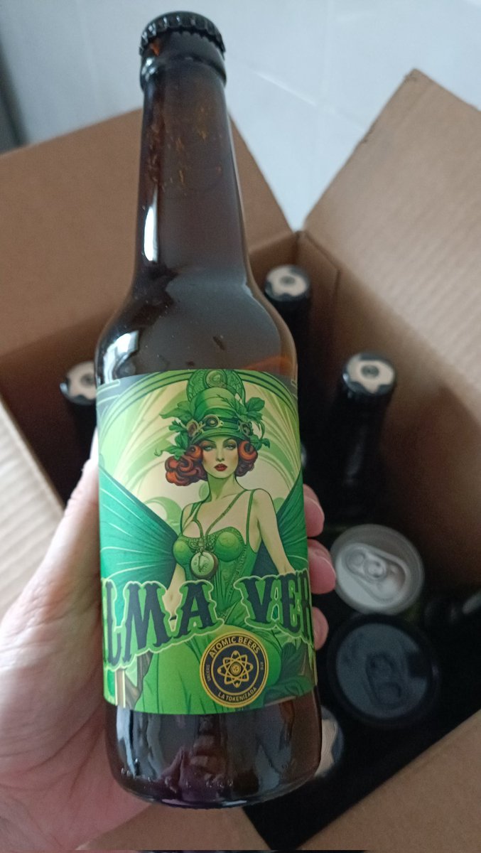 vampichula's tweet photo. @At0micBeers #RWA #atomibeers #BuenSábado https://t.co/HNjGdZHDNv