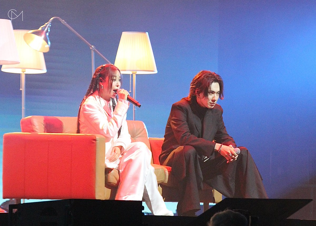 CM2Connect's tweet photo. “เบน ชลาทิศ / มาเรียม เกรย์ / ตั้ม วราวุธ / ซานิ นิภาภรณ์ / นุ๊ก ธนดล” ร่วมเป็นแขกรับเชิญสุดพิเศษ ในงาน “อำพลฟูดส์ พรีเซนต์ วาไรตี้ชีรีส์คอนเสิร์ต ยัยตัวร้ายกับนายหัวโจก”

#คอนเสิร์ตเต๋าปาน2024
#ยัยตัวร้ายกับนายหัวโจก
#RSSHOWBIZ #RSMUSIC
#โตมากับอาร์เอส 
#NookThanadon #นุ๊กธนดล https://t.co/X6owNt60lB