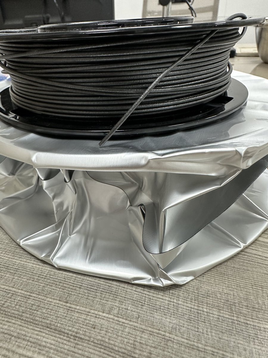Lifanboy's tweet photo. PEEK，PEI，PPS，PPSU，PVDF，TPI，PI，PES，PSU Anti-static high-temperature plastic raw materials, profiles, injection molding parts customized wholesale, injection molding processing customized orders。#Plastic #Mould #Rawmaterials #ImportedfromChina https://t.co/SZ68wYUJxZ