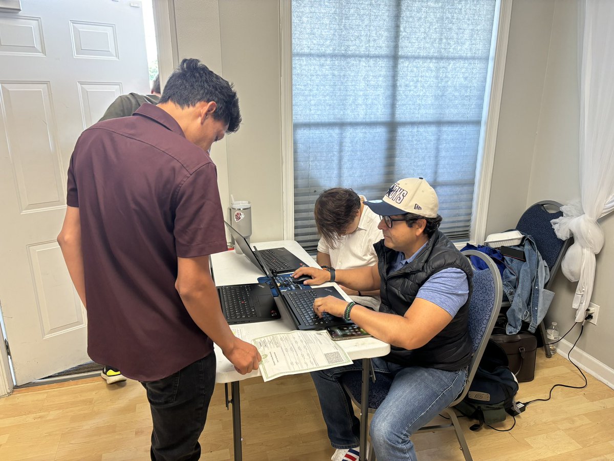 ConsulMexOrl's tweet image. 🇲🇽Estamos en el Consulado Móvil de #Jacksonville en acompañamiento de @OSHA_DOL y @WHD_DOL para atender a la comunidad mexicana.

La Nota Restaurant

🗓️Julio 20, 2024.

🟢Pasaporte
🟢Doble Nacionalidad
🟢Tarjetas FinaBien
🟢Afiliación al IMSS

📍 3809 Southside Blvd, Jacksonville
