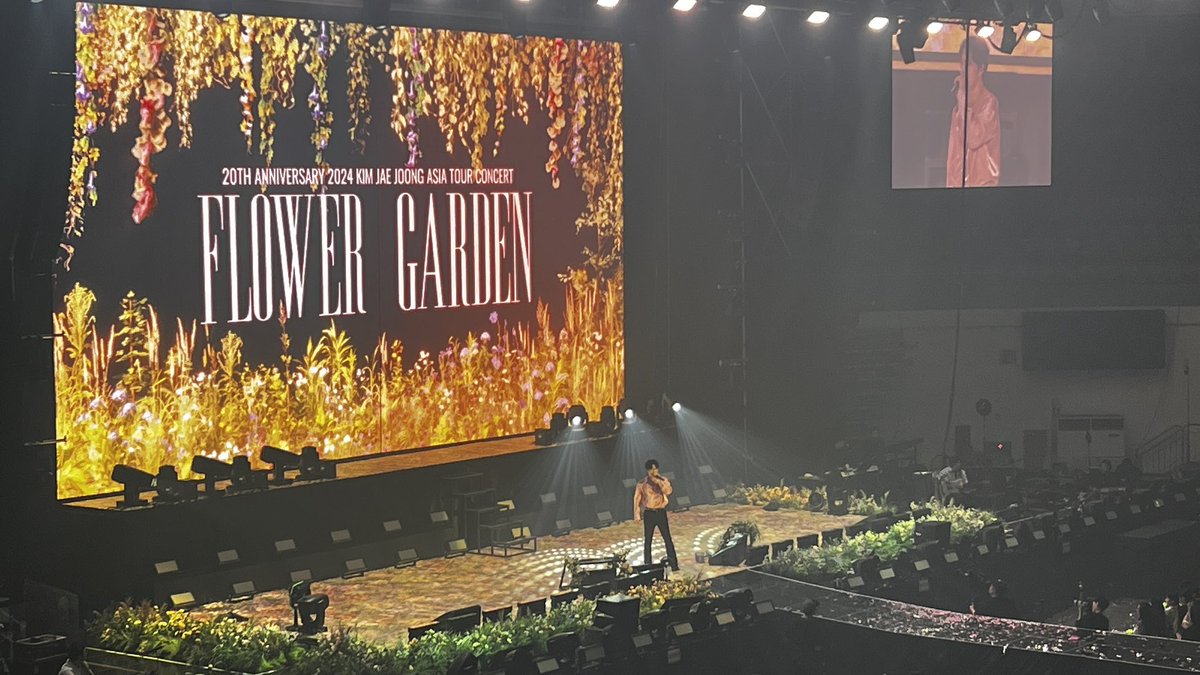 pi410202's tweet photo. "𝐅𝐋𝐎𝐖𝐄𝐑 𝐆𝐀𝐑𝐃𝐄𝐍” 𝐢𝐧 𝐒𝐄𝐎𝐔𝐋

귀여운 보스님

@bornfreeonekiss
#김재중 #재중 #Kimjaejoong
#Jaejoong #ジェジュン #金在中
#인코드 #iNKOD 
#플라워가든 #FLOWER_GARDEN https://t.co/fJfJKR6j3o