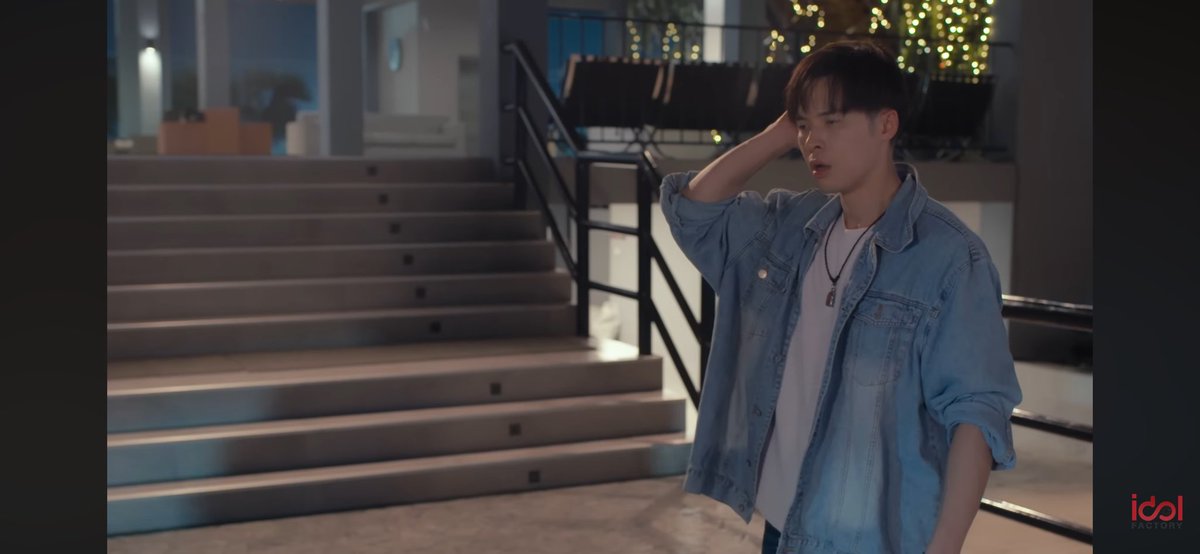 V_Min_Kook8181's tweet photo. Confused and lost Phaya is cute but even cuter when he’s worried about Tharn with Dr Chalothorn 
THAI BL NAGA FIREBALLS
 #TheSignEP3 #TheSignRewatchParty
#Bbil1ypn #Babiibabe #BillyBabe https://t.co/0rCl9JpoRS