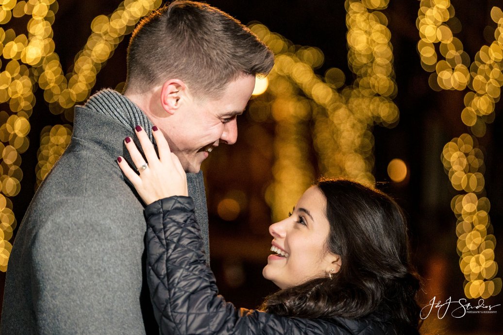 jjstudiosphila's tweet image. Love illuminated the streets of Addison St. as Jon's heartfelt proposal to Marissa lit up the night sky. A match made in heaven, creating sparks that shine brighter together. 💍💫 #PhiladelphiaLove #ProposalMagic