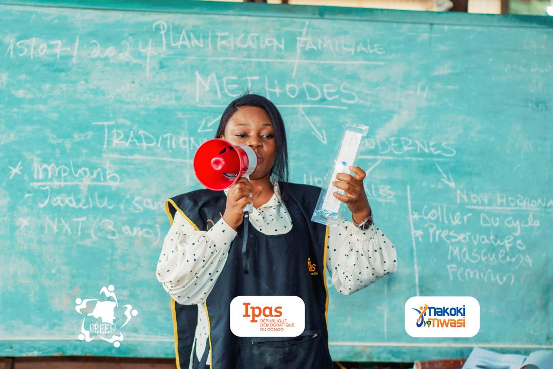 100 jeunes filles et adolescentes ont bénéficie du pacquage d'informations sur la santé sexuelle et reproductive;une activité qui s'inscrit ds le cadre du projet qui vise d'améliorer l'accès des filles de pakajuma à l'information et au service de SSR appuyé par @IpasRDC <a href="/PZamuda/">Pascaline Zamuda</a>