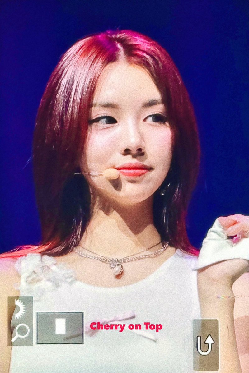 cherryxlucy's tweet photo. #우아 #루시 #김다은 https://t.co/5QUd75pEFQ