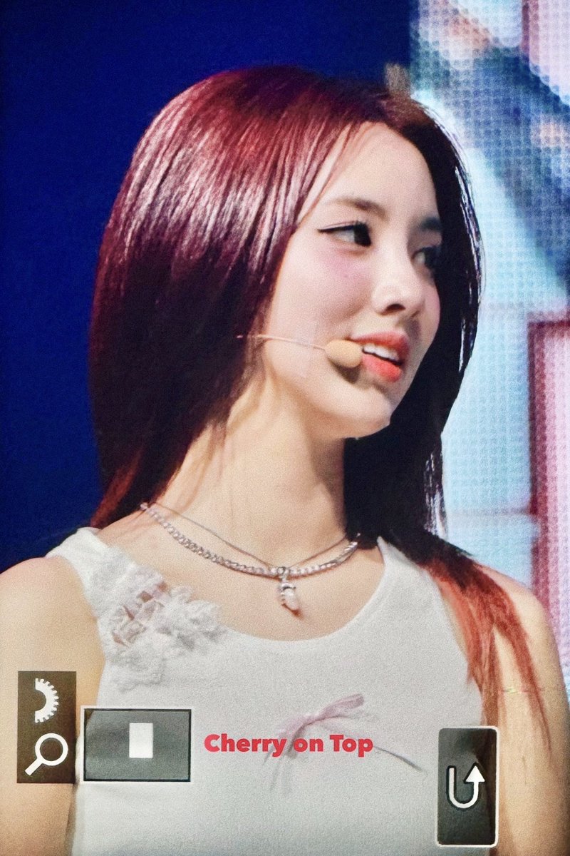 cherryxlucy's tweet photo. #우아 #루시 #김다은 https://t.co/5QUd75pEFQ