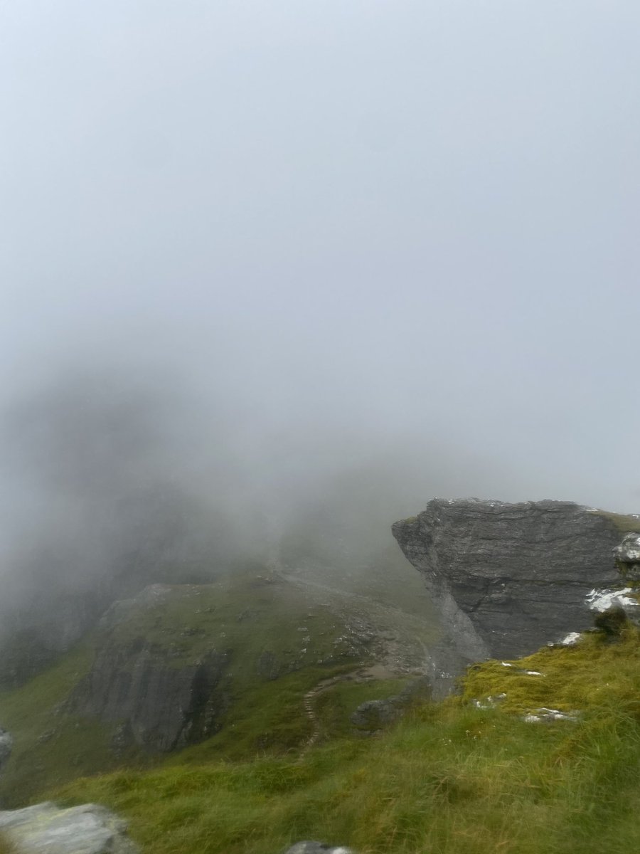 sky_libs's tweet image. Walked and scrambled for 3 hours to cook a bacon sandwich then stumble back down 👍🏻