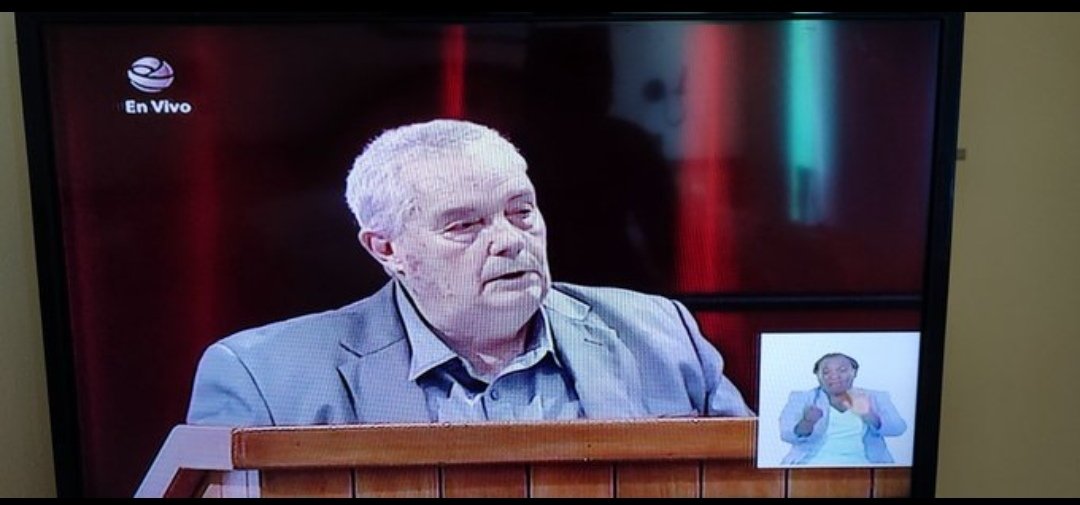 AvilaOnei's tweet photo. Sabías que el cálculo de la población efectiva en #Cuba al cierre del 2023 es de 10 millones 055 mil 968 habitantes, cifra expuesta por el Vicejefe de @CubaONEI 📊, @JuanCarlosAFF, en informe presentado a los diputados d la @AsambleaCuba. 
#SomosONEI #LatirAvileno #CiegodeAvila https://t.co/PGVFoPoypN