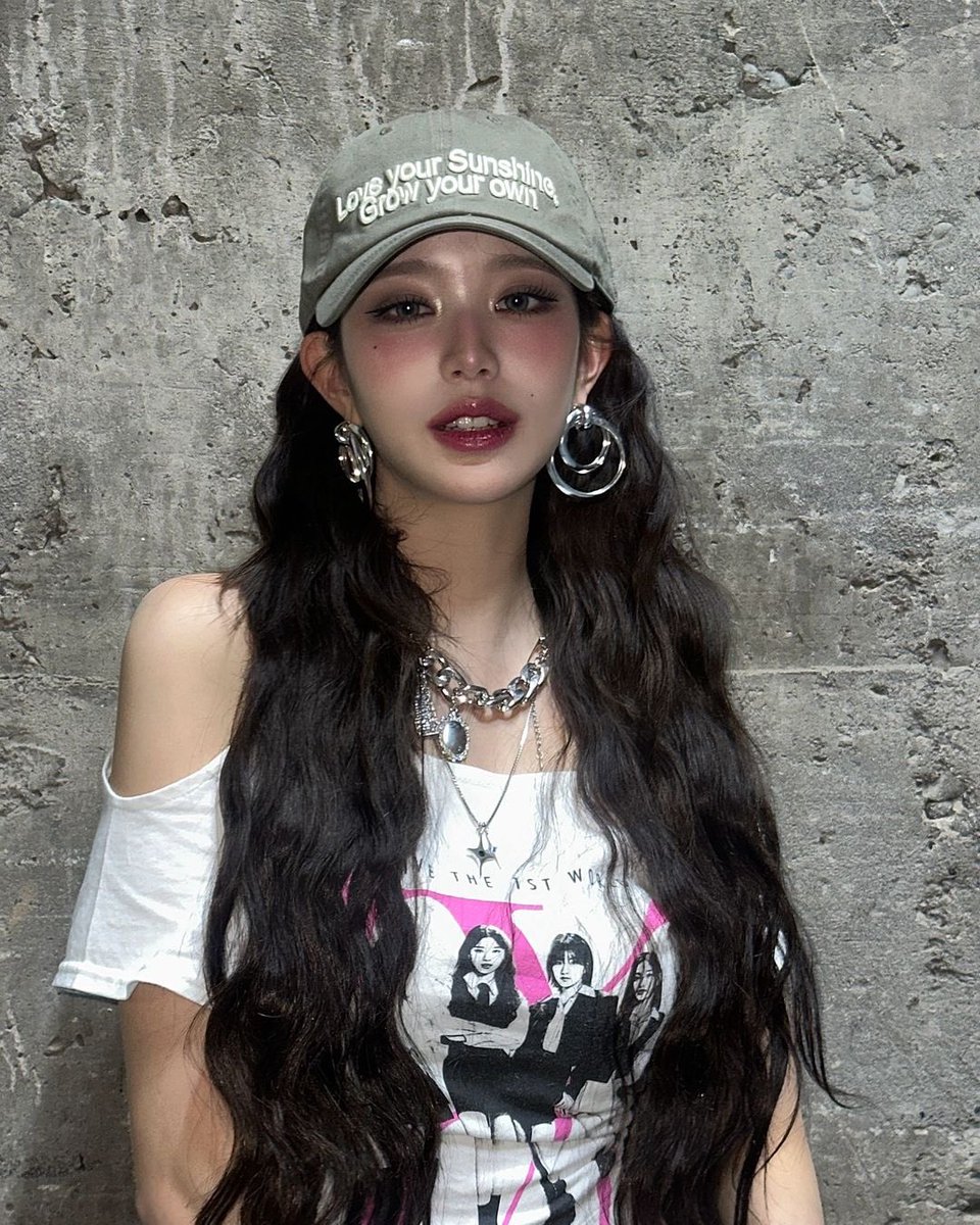 wonyoung tweet media