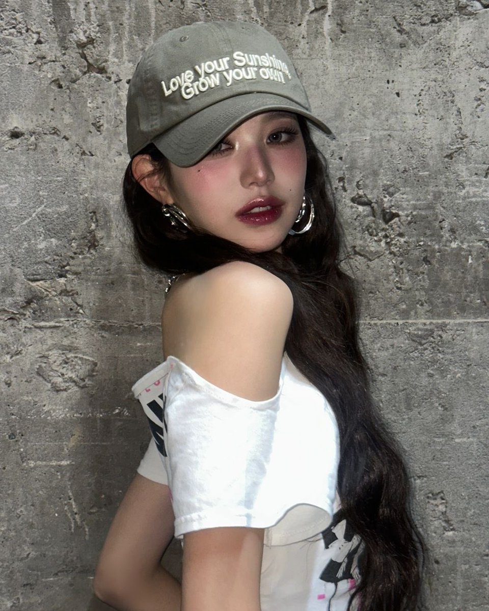 wonyoung tweet media