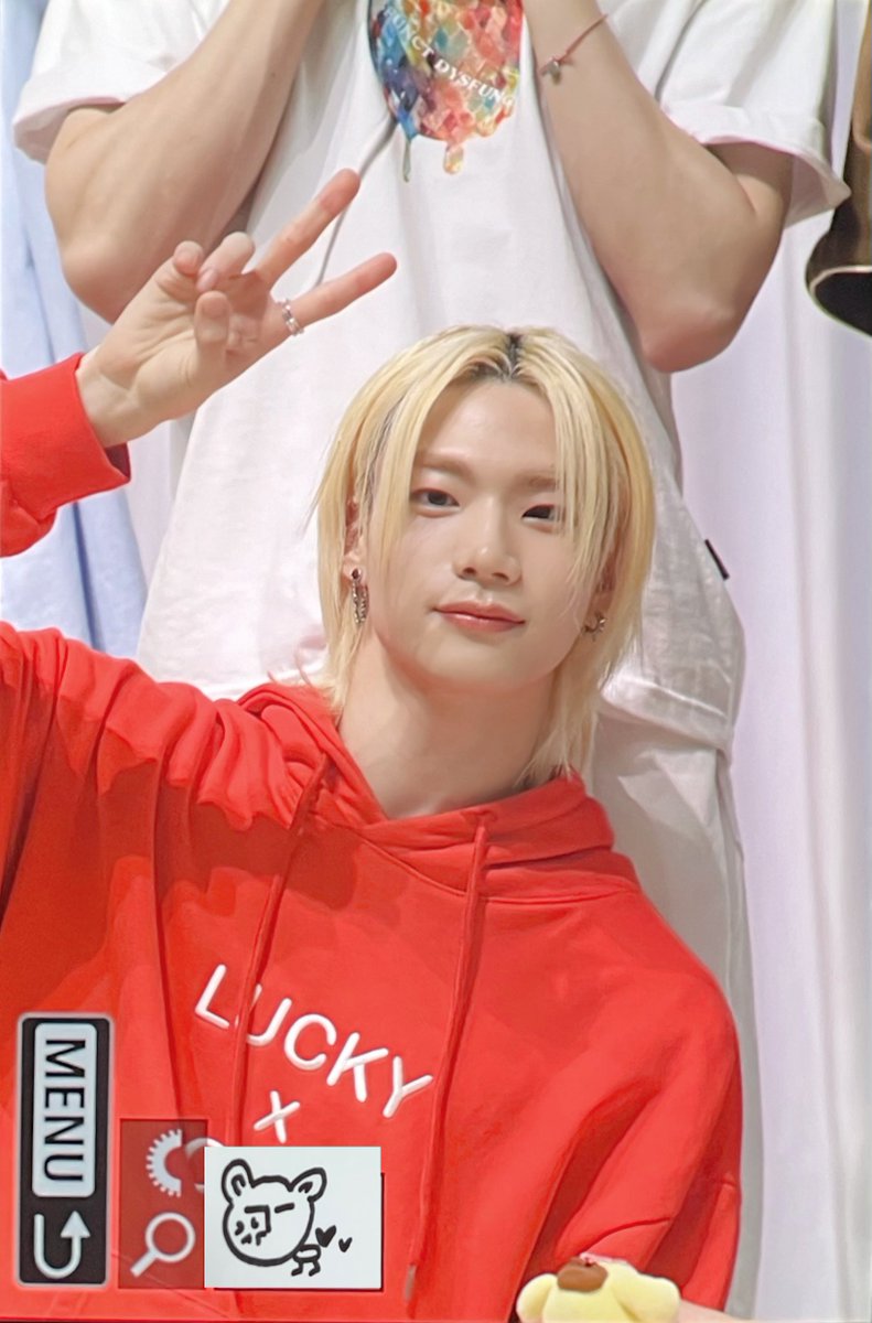 240720 Pre. 

✌🏻

#BLITZERS #블리처스 #ブリチャーズ
#CHRIS #크리스 #クリス