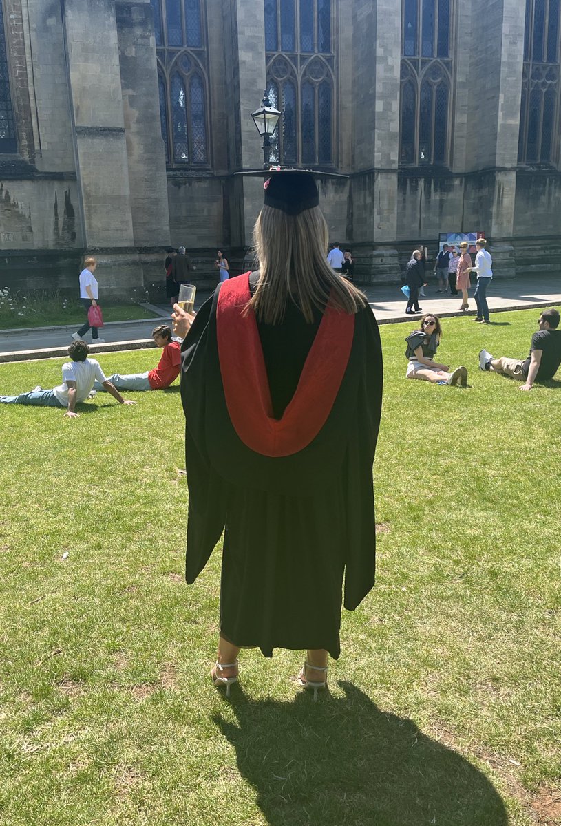 iamkazzbee's tweet photo. Proud day yesterday 🥳🧑‍🎓🍾👏😍🥹xxx
@BristolCathedra #collegegreen #graduation #celebration  #congratulations https://t.co/lVPRcBoHpr