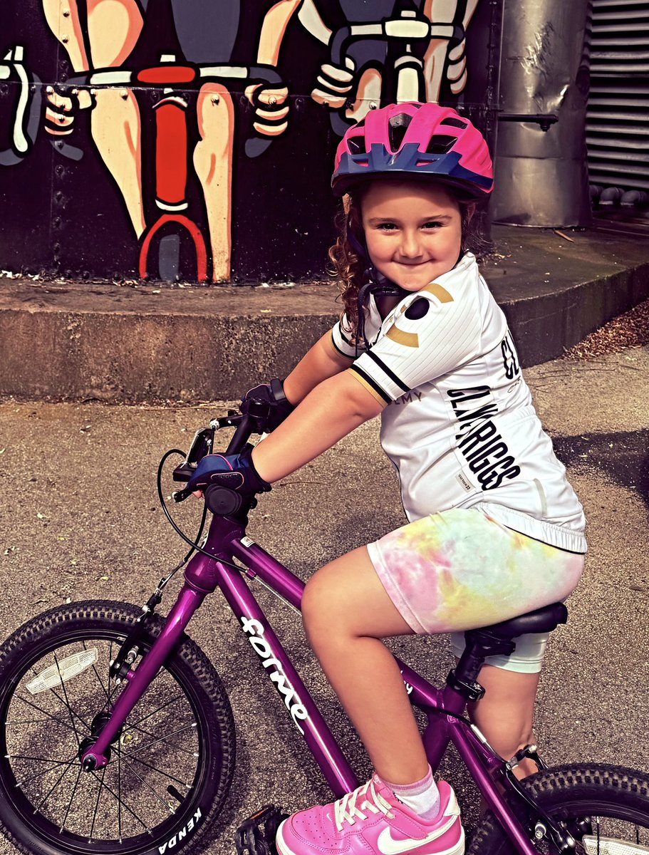 CommunityRNGav's tweet image. This little one is really enjoying her cycling at the minute thanks to @clancybriggsuk fantastic coaches who cater to all levels and abilities. At only 4 years old, Darcie’s confidence and ability is outstanding although I am biased. Keep going girl!! ❤️❤️