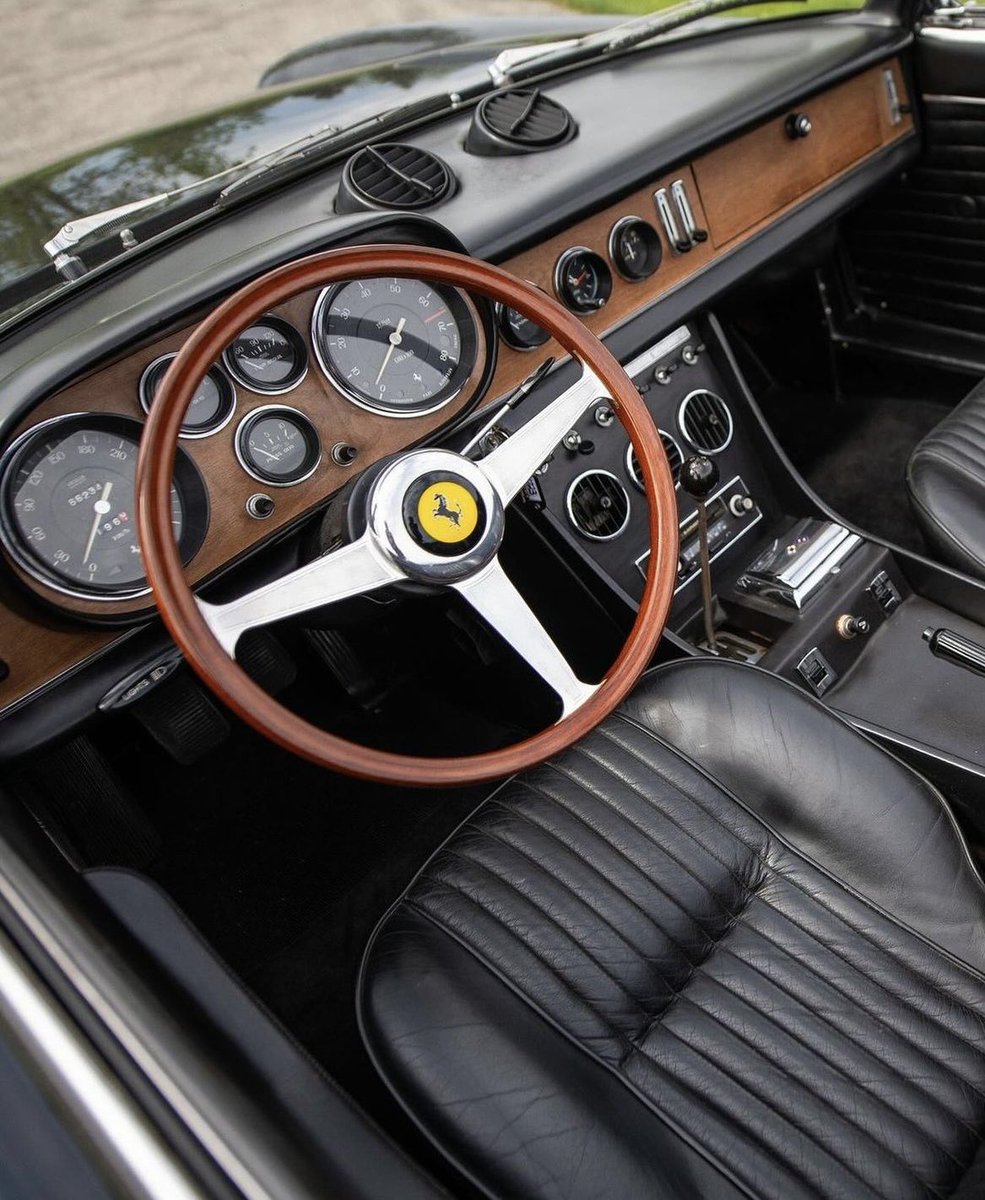 nicola h tweet media