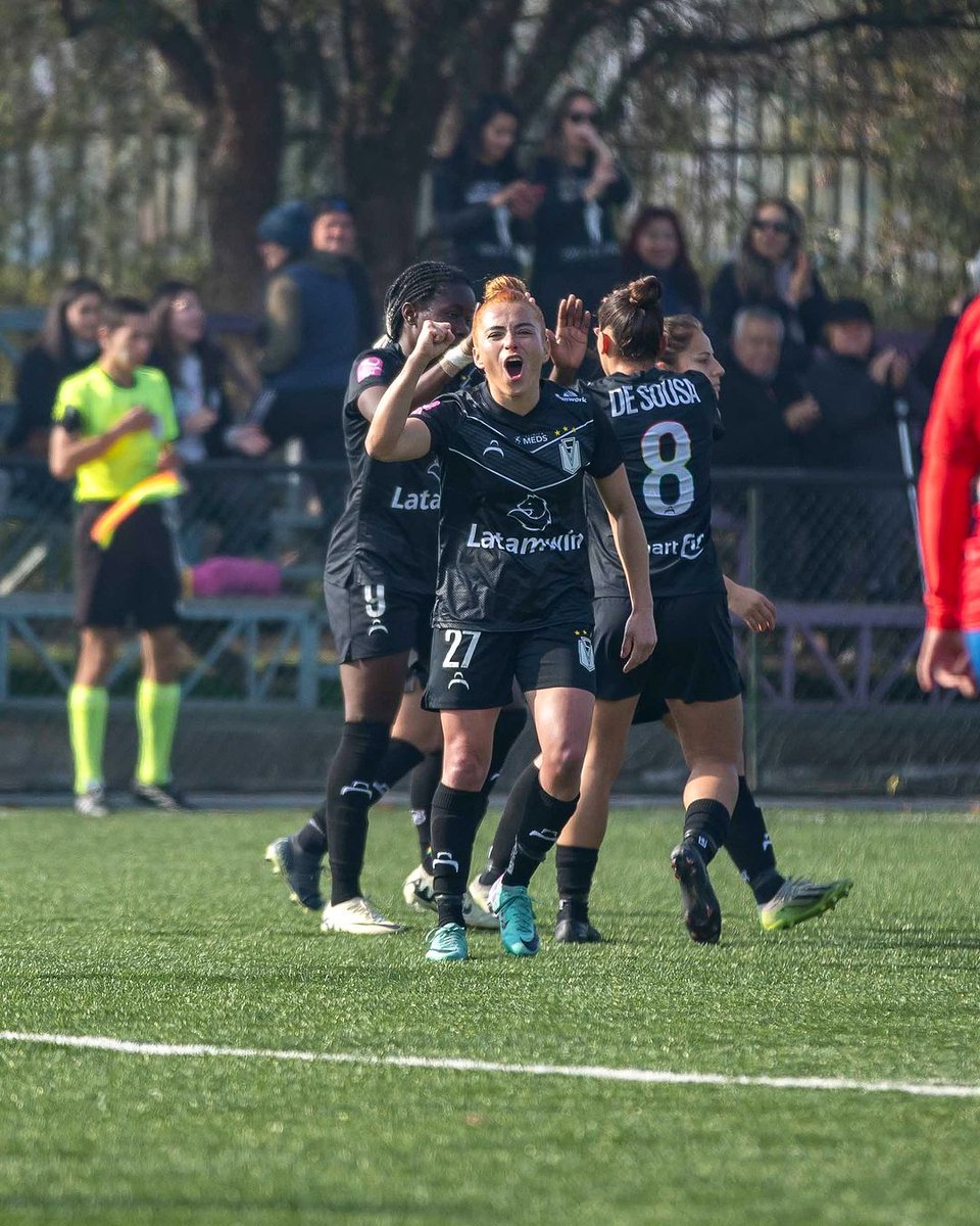 WinStatsEc's tweet image. 📊⚽️🔥 #DatoWinstats | 12' (SM 2-0 UE)

👉Y sigue sumando. María José Rojas suma ya 14 participaciones directas de gol en el Campeonato Nacional Femenino 2024 en 12 partidos jugados (8 goles y 6 asistencias).