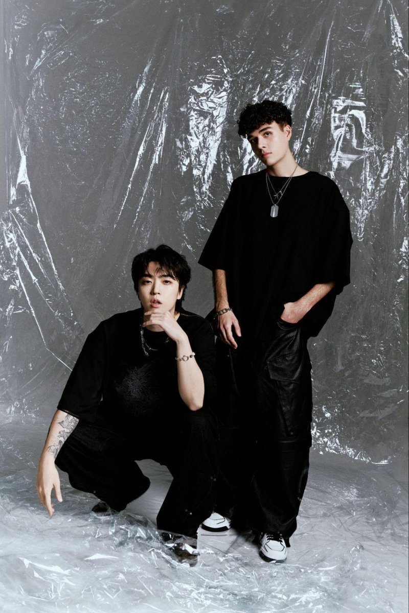 JunnyTHTeam's tweet photo. [INTERVIEW] 

엘르(ELLE) 우크라이나 화보에 올라온 한국 연예인

🗞️https://t.co/JqopZYDnFI

#JUNNY #주니 #จุนนี่
#CLOUD9 #LEVENTGEIGER  @_jnkmsc_
@mauvecompany https://t.co/bQS3K6mWfn