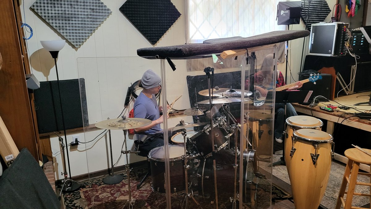 hnmgso07's tweet image. Today's the day! Join us for our student concert at 2!!! Our Rock campers have been working hard all week 💪! We're excited to conclude this year's Rock Camp!!!

#highlandnorthmusic #studentconcert #rockcamp #hnmevents #musicacademy #greensboromusic #nctriadmusic