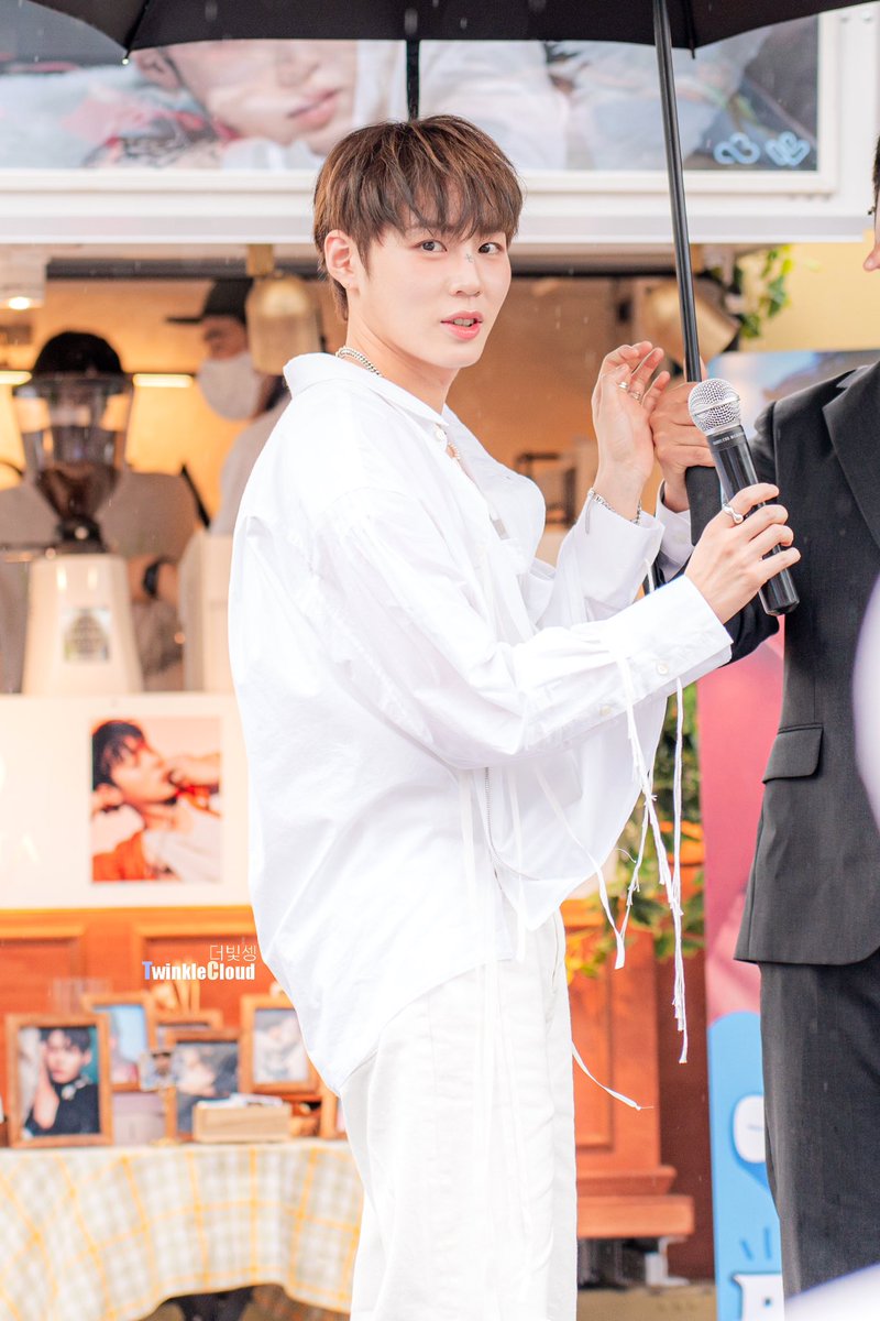 더빛셍💙 tweet media