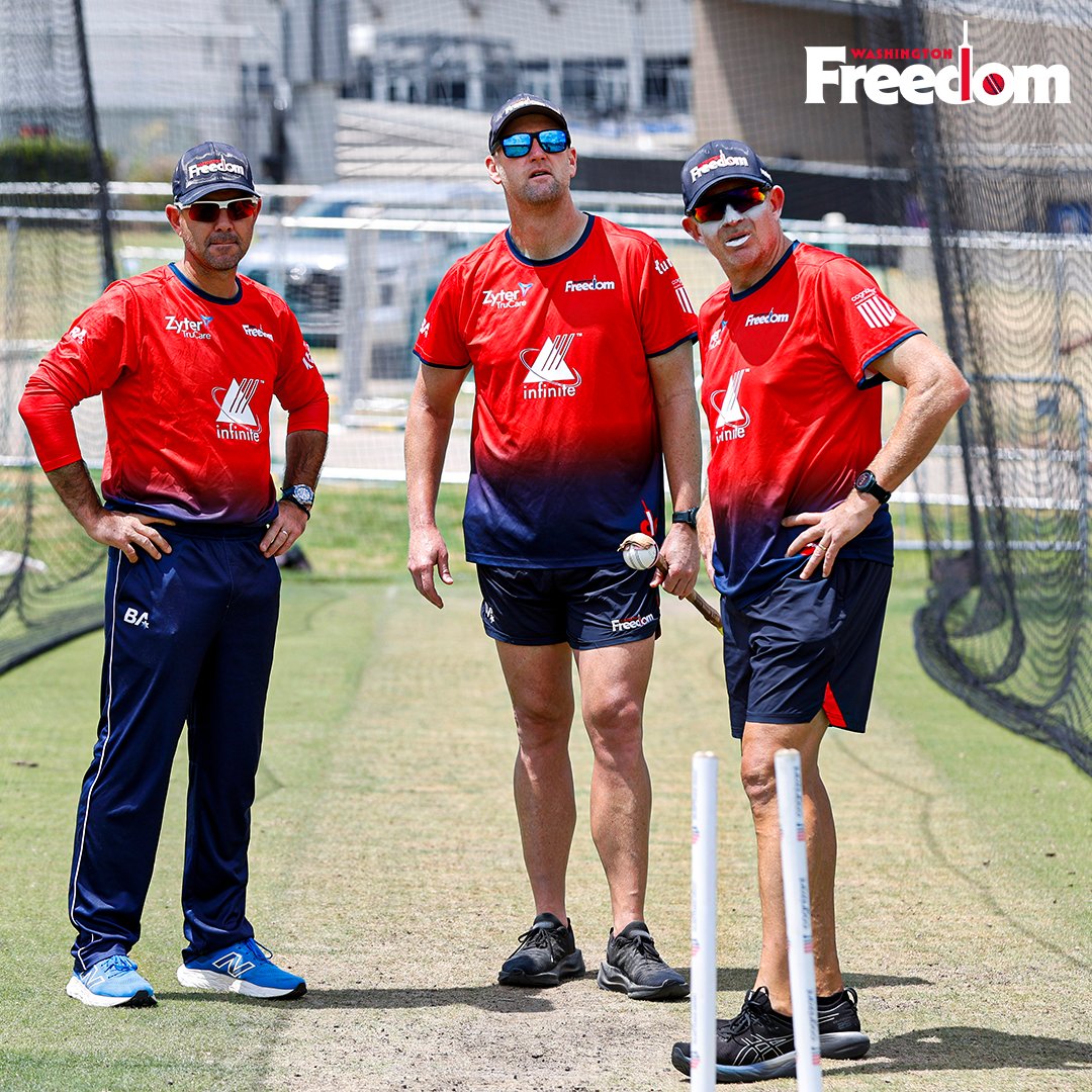 The team behind the team 👏

#MLC2024 #FreedomExpress | <a href="/CameronWhite152/">Cameron White</a>