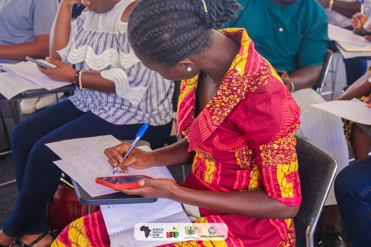 ASHAfrica_'s tweet photo. #AgriFoodEnterpriseProgram beneficiaries gained customer acquisition skills, hands-on budget preparation, and advanced accounting software training to elevate their businesses. https://t.co/6n1cwg3aQ8