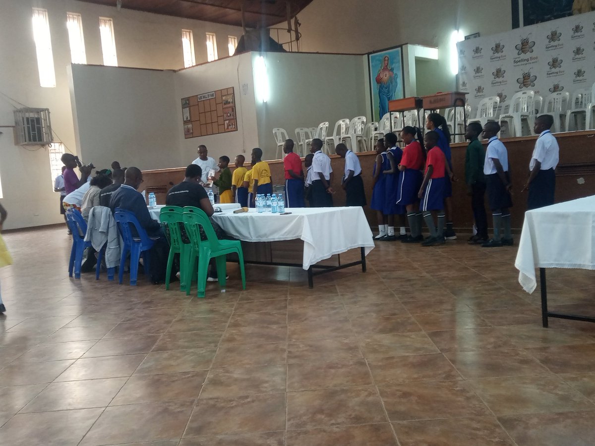 pkirunga's tweet photo. Officiation poorly done, pliz improve, as a concerned parent, surely sneaking in non winners kills the spirit. #enjuba #spellingbee #mukonodistrict https://t.co/5g8eSrSsgt