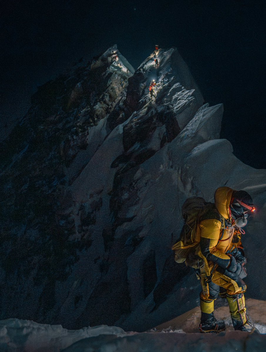 Very exclusive photo of @14peaksexpd team on the way to top of the world…. 
#14peaksexpedition #supportingmountainlife #sherpa #guidelife #mountainlife