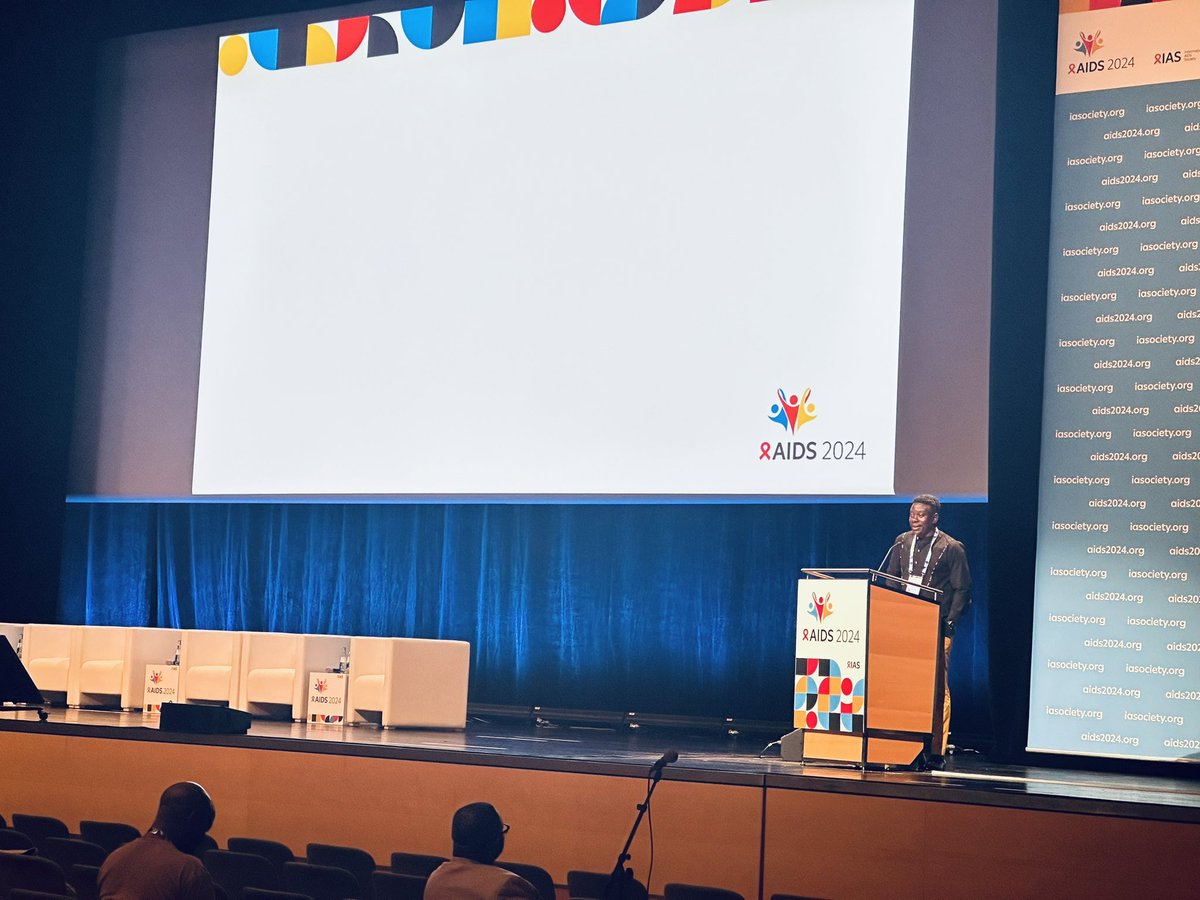 GBGMC_Int's tweet photo. Our Board member @richardlusimbo gives his closing remarks for the #KPprecon at #AIDS2024!

#PuttingPeopleFirst
#MakingRightsAReality 
#GBGMCATAIDS2024 https://t.co/5PSCkD6hWB