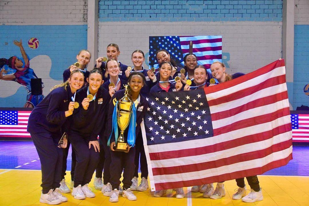 Elena and Team USA are feeling GOLDEN!! Team USA defeated Canada in four sets last night making them the NORCECA Girls U19 continental champions! We had so much fun following the tourney this week and watching Elena on the floor. Congratulations Team USA!!

#teamusa