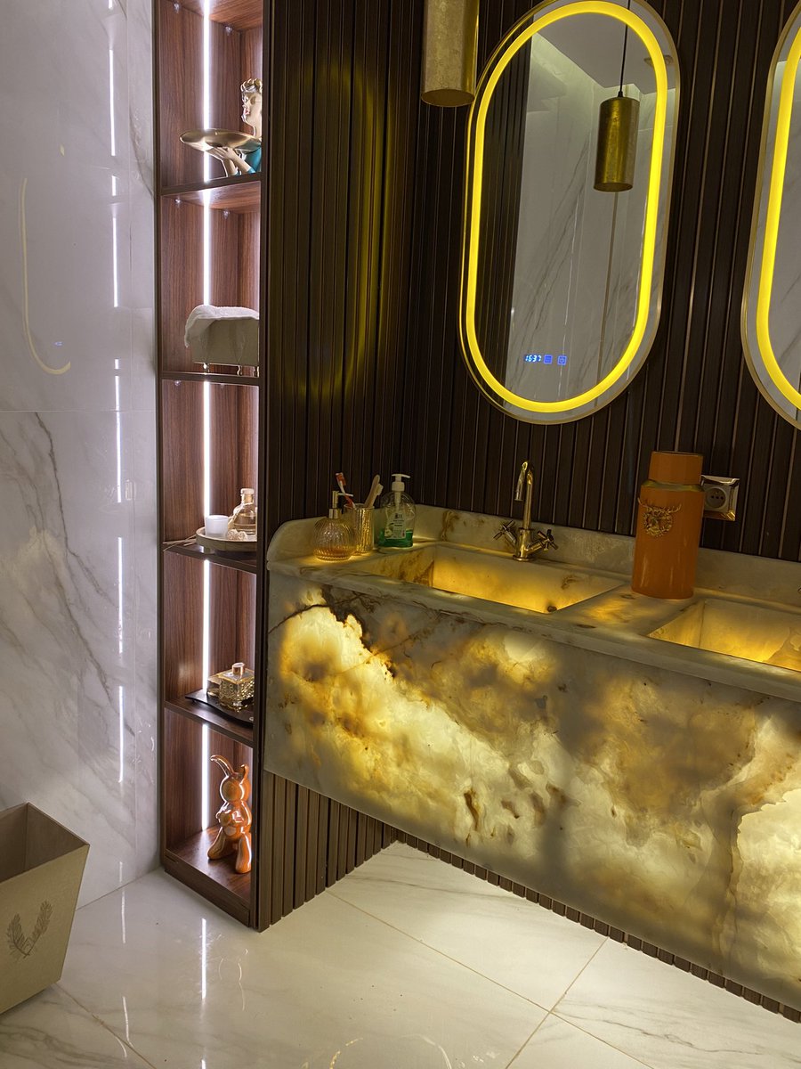 hti_leila's tweet photo. Amoureuse de la salle de bain https://t.co/wFWIgvDZ0E