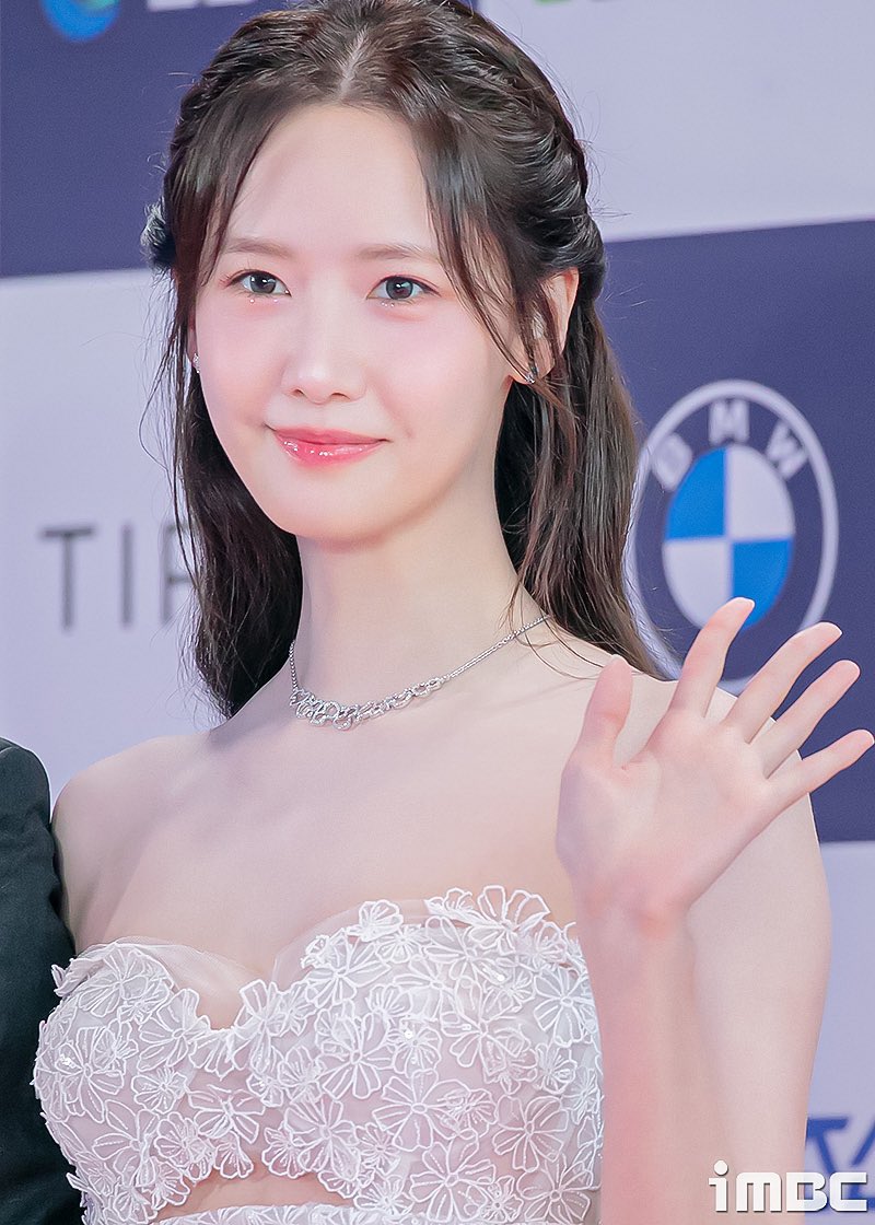 limyoonabar's tweet photo. 240719 청룡 

#임윤아 #LimYoonA #윤아 #YoonA https://t.co/redKi18lNG