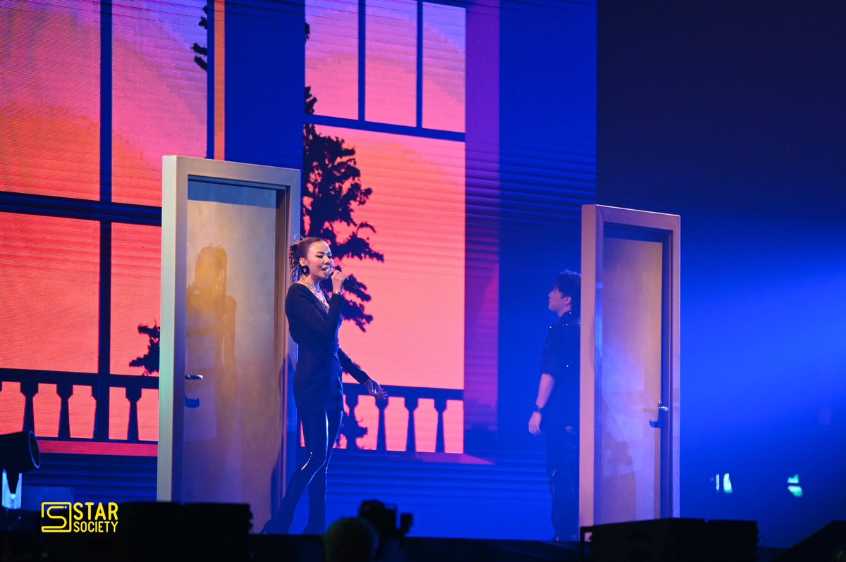 STARSOCIETY_TH's tweet photo. จ๊ะ นงผณี -นุ๊ก ธนดล ใน “อำพลฟูดส์ พรีเซนต์ วาไรตี้ซีรีส์คอนเสิร์ต ยัยตัวร้ายกับนายหัวโจก”​

#คอนเสิร์ตเต๋าปาน2024
#ยัยตัวร้ายกับนายหัวโจก  
#นุ๊กธนดล https://t.co/sRndESTpfZ