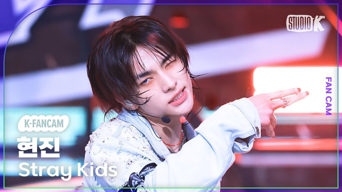 HHJCentral's tweet photo. #HYUNJIN’s ‘Chk Cho Boom’ Fancams: 

1. 240719 MB Facecam = 262K views 
🔗: https://t.co/bnQNx8EXU7
2. 240719 MB Fancam = 188K views 
🔗: https://t.co/PfGXkEy6JM
3. 240720 MC Fancam = 106K views 
🔗: https://t.co/R5wzfugvTm https://t.co/lZtWp1OaCq