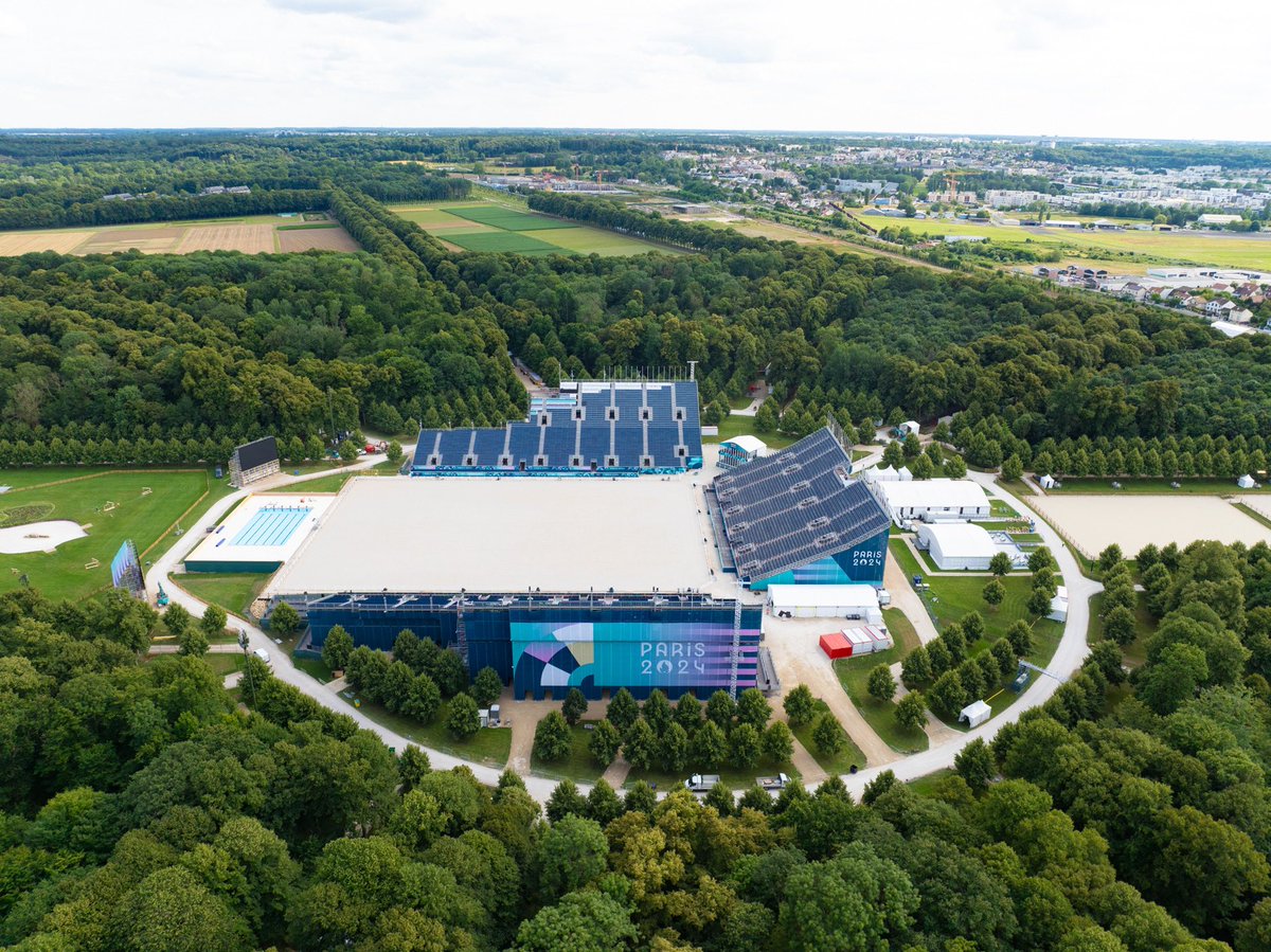 Château de Versailles tweet media