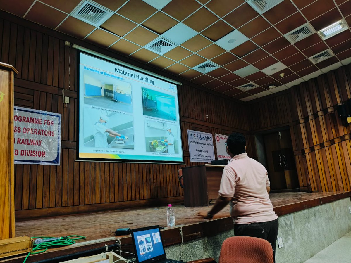 DRM Ahmedabad tweet media