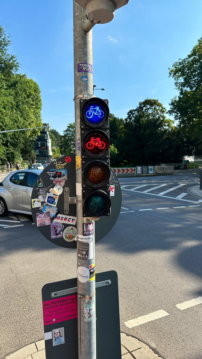 Mark Müller tweet media