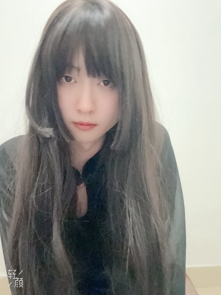 Sziyi tweet media