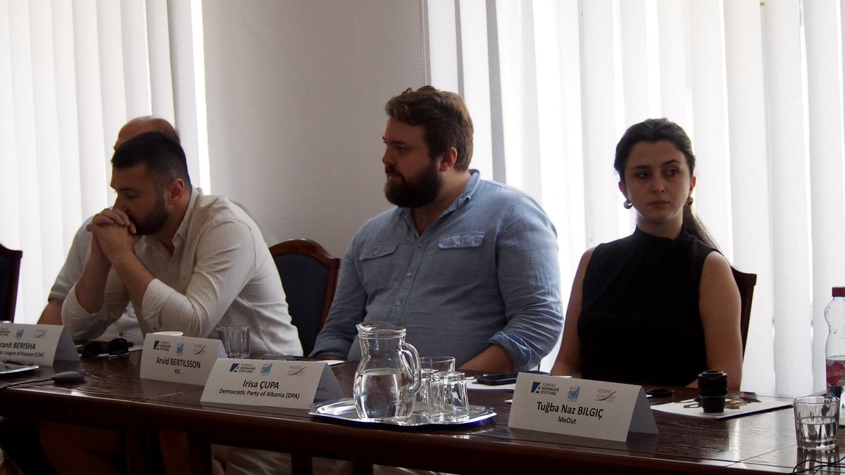 irisacupa's tweet photo. “Think globally, act locally”. 

At the study program of learning about sustainable development in Europe, with RSI, KAS and Christian Democratic International Center. 

A wonderful journey into Europe’s Sustainable future in Hungary and Croatia! https://t.co/7MQkUxQ4td