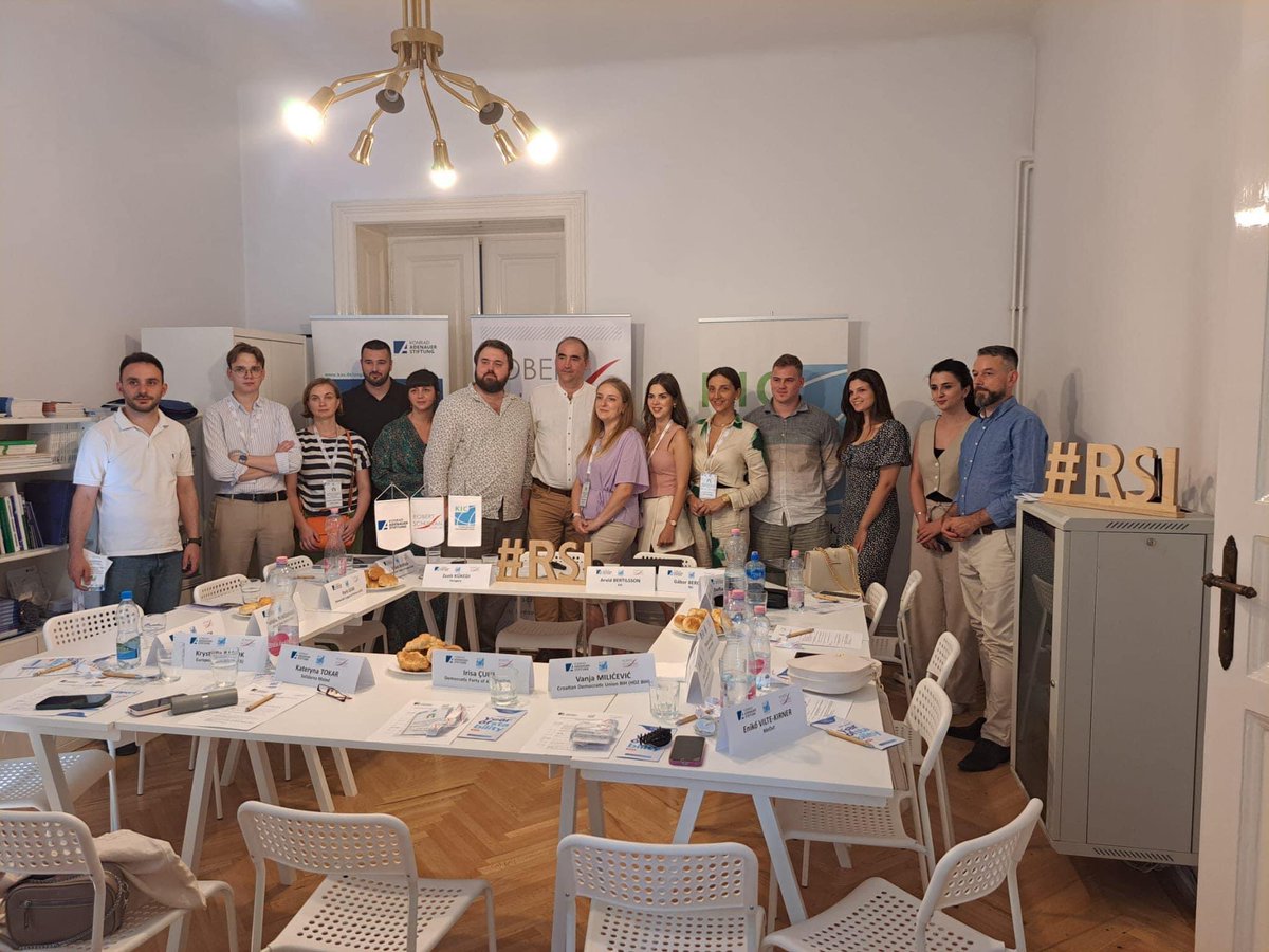 irisacupa's tweet photo. “Think globally, act locally”. 

At the study program of learning about sustainable development in Europe, with RSI, KAS and Christian Democratic International Center. 

A wonderful journey into Europe’s Sustainable future in Hungary and Croatia! https://t.co/7MQkUxQ4td