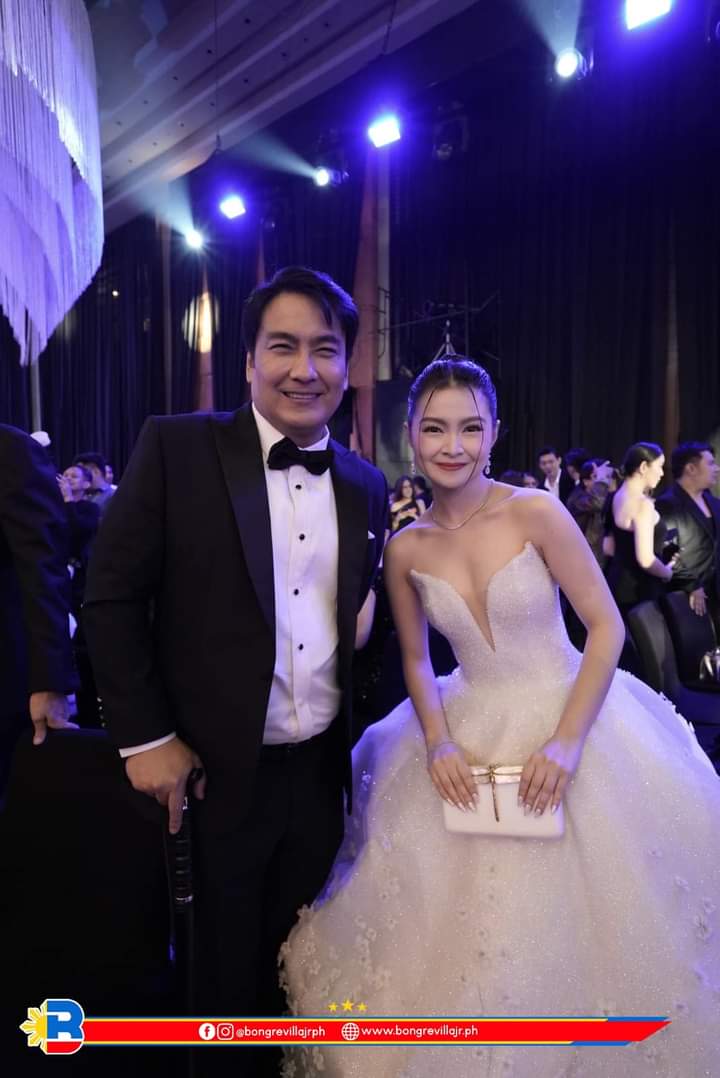 ANocedo66113's tweet photo. 🤍🤍🤍
#BarbieForteza
#bongrevilla
#GMAGala2024 https://t.co/YK0dMvYw3U