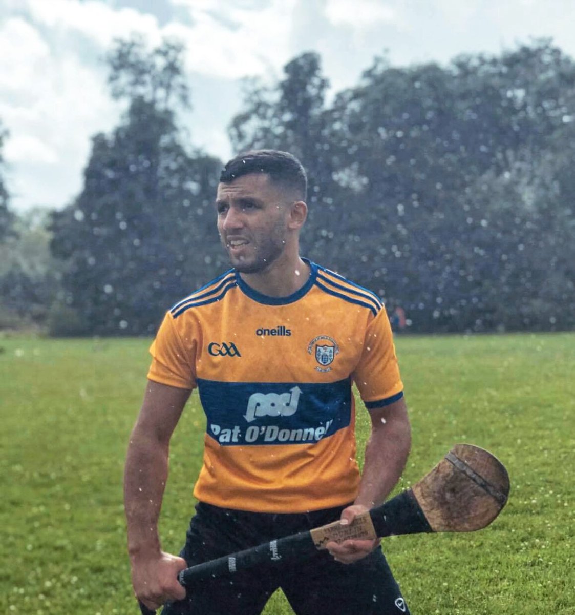 The 5 S’s of hurling are stamina, speed, strength, skill and spirit.

But the greatest of these is spirit.

Although I have many Rebel friends and colleagues, but cheering for Clare to lift the Liam MacCarthy tomorrow.

Mon The Banner!🟡🔵