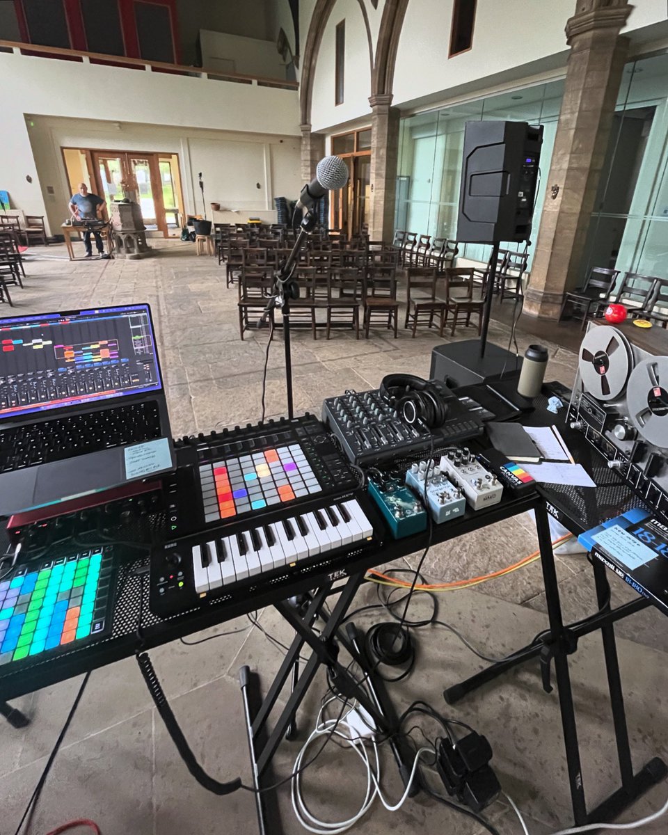 Site Nonsite tweet media