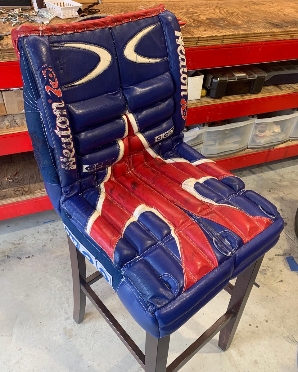 NHL's tweet photo. A bar stool made out of goalie pads?! Now that is cool. 👏

(📸: IG/universaldesigns) https://t.co/6PQpwApN7D