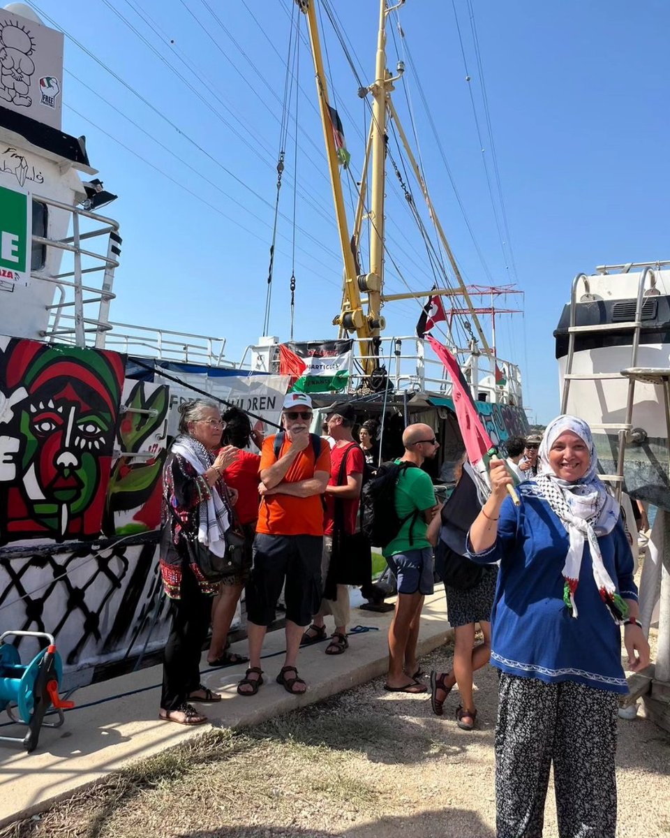 AFPSOfficiel's tweet photo. 🇵🇸 Le Handala de la @GazaFFlotilla est à Martiguesdu 20 au 23 juillet !

Après des escales à Ajaccio et Malte, le Handala prendra le large direction Gaza. L'objectif : délivrer 5500 tonnes de produits vitaux pour les Gazaouis (eau, aide alimentaire, médicaments...). https://t.co/4X2pfEFdNe