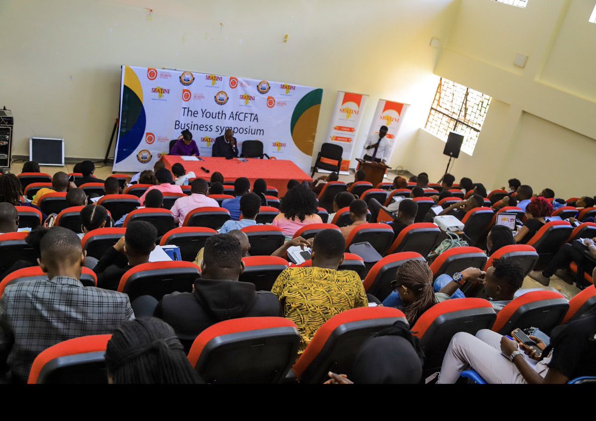 Emolot_AD's tweet photo. 1/3) National Youth Councils play a critical role in fostering meaningful youth inclusion in the @AfCFTA implementation processes at National level. For example @NYCofUganda organized the inaugural AfCFTA Youth Business Symposium last year in April.

@sebaprunce @Jacobeyeru https://t.co/4VawNvfVVz