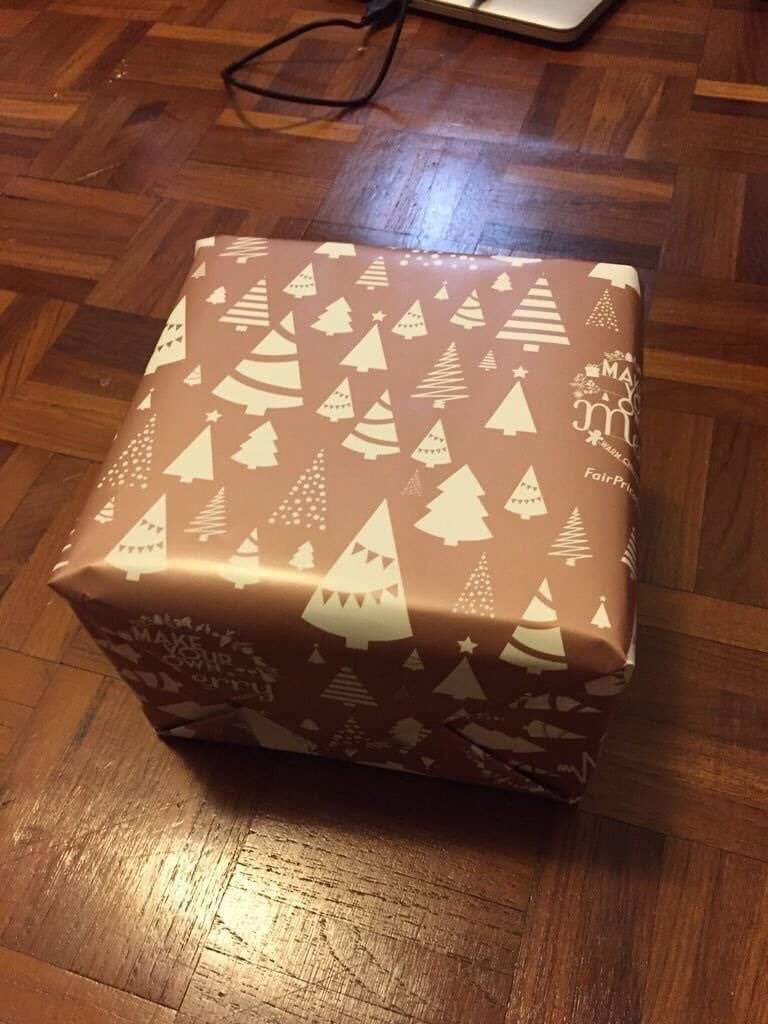 wujinl's tweet photo. Gw balikin lagi ni kado, sama w tiupin lilinnye biar biur,, semoga semogi wyatb bpkb bpjs perumperuri https://t.co/t4B1G9u7Ui