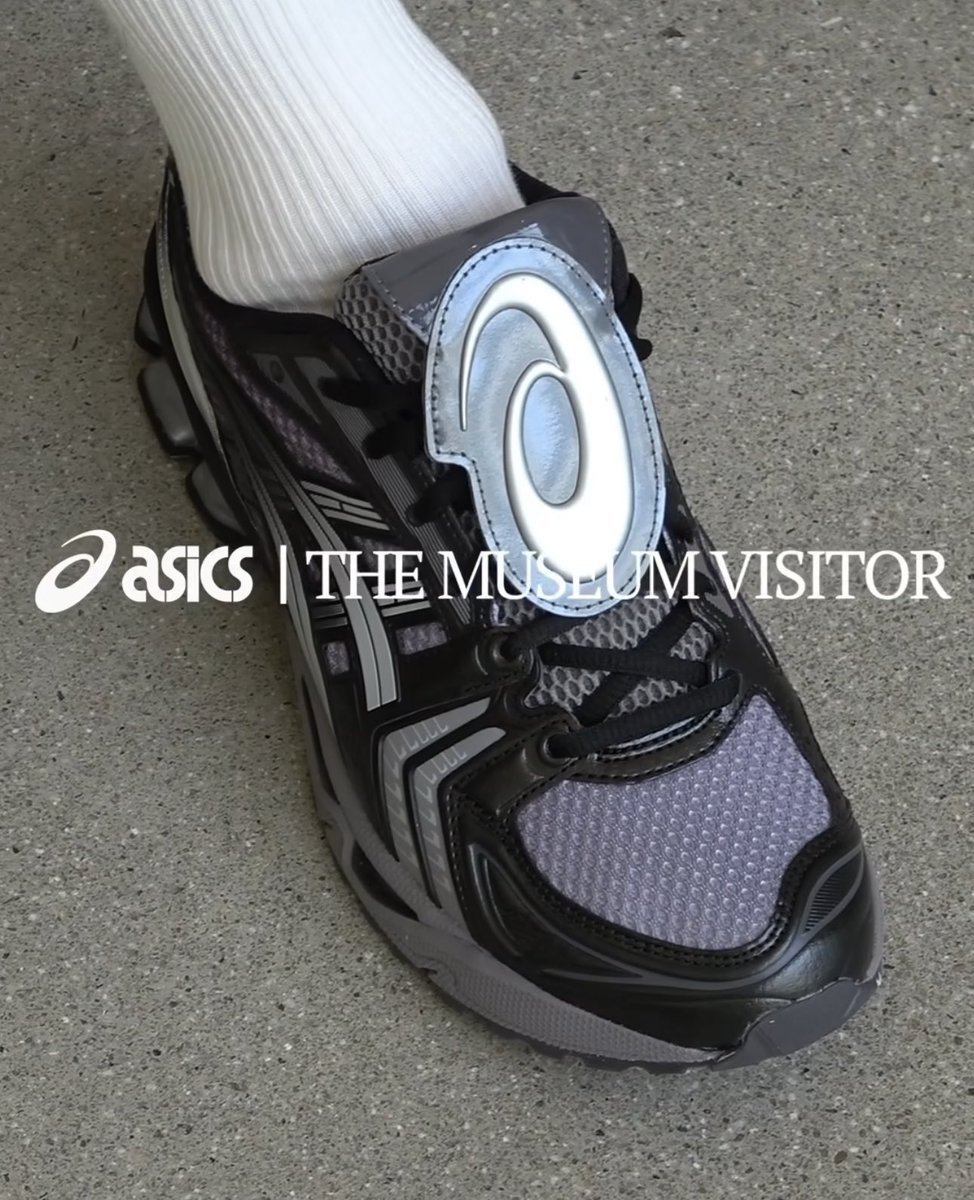 StreetFashion01's tweet photo. ASICS x The Museum Visitor (2024) https://t.co/yWAVFjtHt3